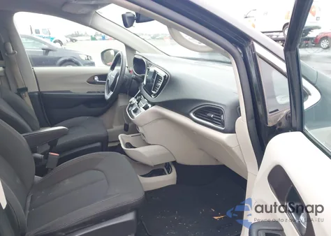 2017 Chrysler Pacifica Touring from USA, damaged, VIN 2C4RC1DG3HR634285